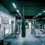 Занятия йогой, фитнесом в спортзале FitnessBoom Самара