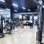 Занятия йогой, фитнесом в спортзале FitnessBoom Самара