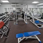 Занятия йогой, фитнесом в спортзале FitnessLand Архангельск