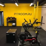 Занятия йогой, фитнесом в спортзале Fitroom.ru Санкт-Петербург