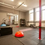 Занятия йогой, фитнесом в спортзале Fitroom.ru Санкт-Петербург