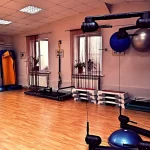 Занятия йогой, фитнесом в спортзале FitStudio Ангарск