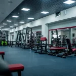 Занятия йогой, фитнесом в спортзале FitStudio Астрахань