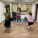 Занятия йогой, фитнесом в спортзале Fitstudionv Нижневартовск