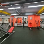 Занятия йогой, фитнесом в спортзале FitUp Пенза