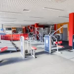 Занятия йогой, фитнесом в спортзале ФизКульт Дзержинск