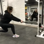 Занятия йогой, фитнесом в спортзале Физ-культ Привет Самара