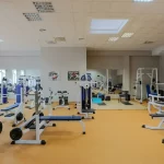Занятия йогой, фитнесом в спортзале Физкультурно-оздоровительный комплекс Буревестник Новокузнецк