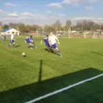 Занятия йогой, фитнесом в спортзале ФК Труд Москва