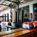 Занятия йогой, фитнесом в спортзале F-Lab Москва