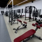 Занятия йогой, фитнесом в спортзале Flex Gym Омск