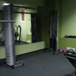 Занятия йогой, фитнесом в спортзале Flex pilates Владивосток