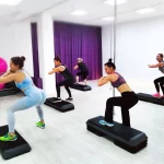 Занятия йогой, фитнесом в спортзале Fly Fitness Киров