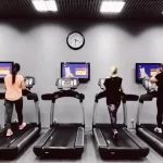 Занятия йогой, фитнесом в спортзале Fly Fitness Солнечногорск