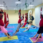 Занятия йогой, фитнесом в спортзале Flyyoga Крымск