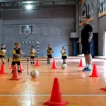 Занятия йогой, фитнесом в спортзале Football Lab Москва