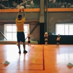 Занятия йогой, фитнесом в спортзале Football Lab Москва