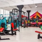 Занятия йогой, фитнесом в спортзале Форма Березники