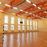 Занятия йогой, фитнесом в спортзале Фролы Фролы