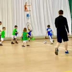 Занятия йогой, фитнесом в спортзале Футболята Барнаул