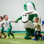 Занятия йогой, фитнесом в спортзале Футболика Курск