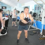 Занятия йогой, фитнесом в спортзале Футболика Нижний Тагил