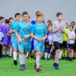 Занятия йогой, фитнесом в спортзале Футбольная школа от 3-х лет Бомбардир Санкт-Петербург
