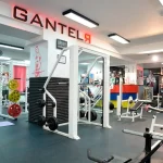 Занятия йогой, фитнесом в спортзале Gantelя Екатеринбург