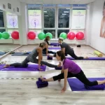Занятия йогой, фитнесом в спортзале Гармония Камешково