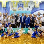 Занятия йогой, фитнесом в спортзале Газпром-Югра Сургут