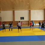 Занятия йогой, фитнесом в спортзале ГБОУ СДЮСШОР им. Али Алиева Махачкала