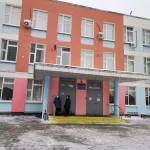 Занятия йогой, фитнесом в спортзале ГБОУ школа № 2100, корпус № 3 Москва