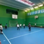 Занятия йогой, фитнесом в спортзале ГБОУ школа № 2100, корпус № 3 Москва