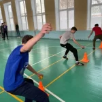 Занятия йогой, фитнесом в спортзале ГБОУ школа № 878 Москва