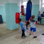 Занятия йогой, фитнесом в спортзале ГБУ города Москвы центр культуры досуга и спорта Истоки Москва