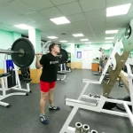 Занятия йогой, фитнесом в спортзале Гидрострой Южно-Сахалинск