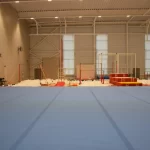 Занятия йогой, фитнесом в спортзале Гимнастический зал-студия Нальчик
