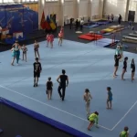 Занятия йогой, фитнесом в спортзале Гимнастика и Акробатика Калининград