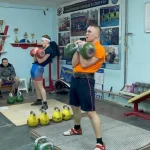 Занятия йогой, фитнесом в спортзале Гиревик Красноярск