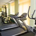 Занятия йогой, фитнесом в спортзале Глобал Фитнес Томск