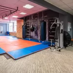 Занятия йогой, фитнесом в спортзале ГО Току Кан Москва