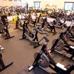 Занятия йогой, фитнесом в спортзале Gold’s Fitness Нижний Новгород