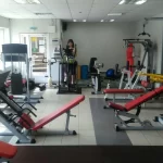 Занятия йогой, фитнесом в спортзале Gold Gym Копейск