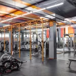 Занятия йогой, фитнесом в спортзале Golden Gym Екатеринбург