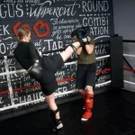 Занятия йогой, фитнесом в спортзале Good balance boxing Тюмень