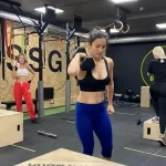 Занятия йогой, фитнесом в спортзале Gora Crossgym Москва