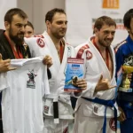 Занятия йогой, фитнесом в спортзале Gracie Barra Екатеринбург