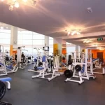 Занятия йогой, фитнесом в спортзале Grand Fitness Hall Омск