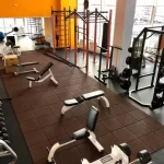 Занятия йогой, фитнесом в спортзале Grand Fitness Hall Омск