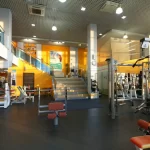 Занятия йогой, фитнесом в спортзале Grand Fitness Hall Омск